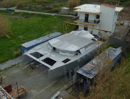 WaveScalpel Hulls and Bridge finished 09 January 2011